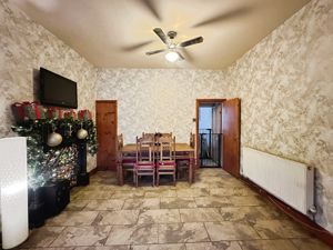 Dining Room- click for photo gallery
